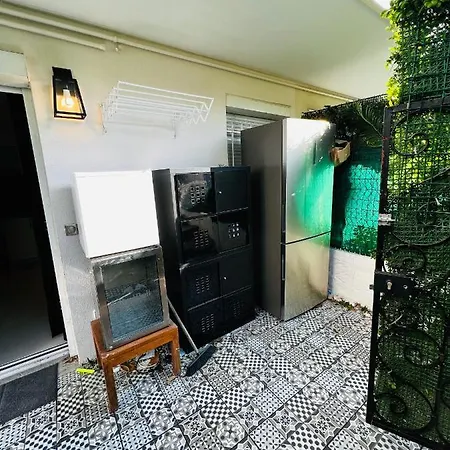 Bel Appartement Studio 1 Piece Proche Plage 300M Quartier Californie Διαμέρισμα *